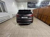Hyundai Santa Fe 2014 года за 9 000 000 тг. в Атырау – фото 2