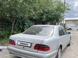 Mercedes-Benz E 290 1998 годаүшін3 000 000 тг. в Караганда – фото 5
