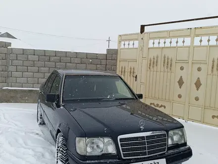 Mercedes-Benz E 280 1995 года за 2 700 000 тг. в Туркестан
