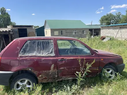 Volkswagen Golf 1995 года за 500 000 тг. в Сарканд