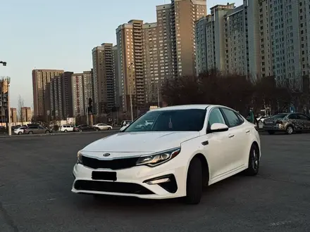 Kia Optima 2019 года за 9 500 000 тг. в Астана – фото 2