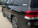 Toyota Land Cruiser 2018 года за 36 000 000 тг. в Уральск – фото 3