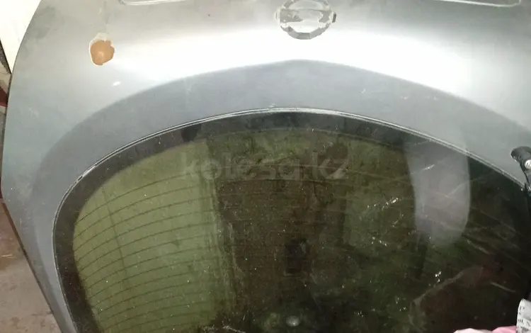 Крышка багажника примера р12 хетчбэк за 50 000 тг. в Кокшетау