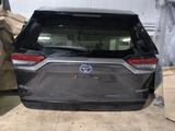 Крышка багажника RAV4 за 101 010 тг. в Алматы – фото 2