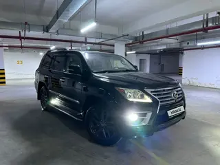 Lexus LX 570