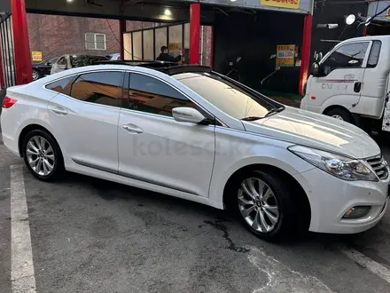 Hyundai Grandeur 2012 года за 8 100 000 тг. в Тараз – фото 2