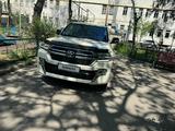 Toyota Land Cruiser 2020 года за 43 800 000 тг. в Алматы – фото 2