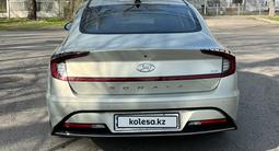 Hyundai Sonata 2022 года за 14 250 000 тг. в Алматы – фото 4