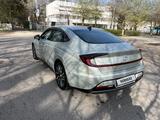 Hyundai Sonata 2022 года за 14 250 000 тг. в Алматы – фото 5