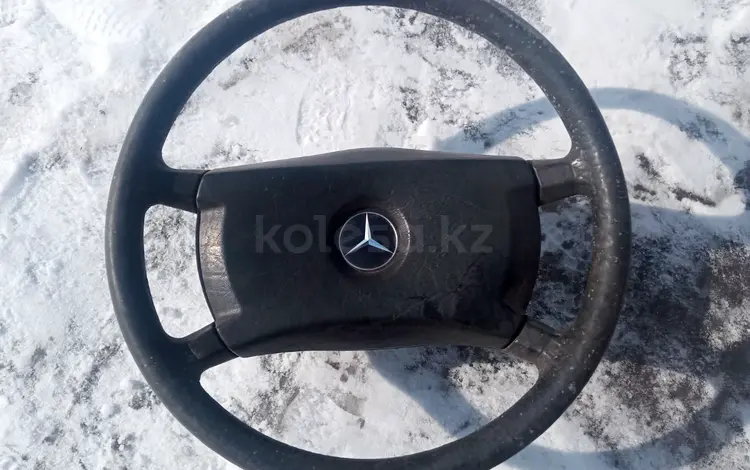 Руль mercedes w201 w124 за 5 000 тг. в Усть-Каменогорск