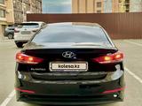 Hyundai Elantra 2018 года за 7 500 000 тг. в Уральск – фото 4