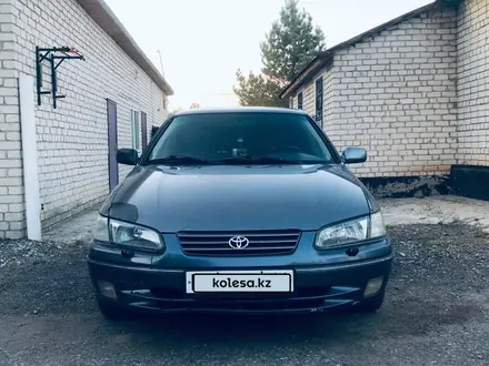 Toyota Camry 1998 года за 3 300 000 тг. в Урджар – фото 6