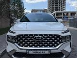 Hyundai Santa Fe 2021 года за 13 900 000 тг. в Астана