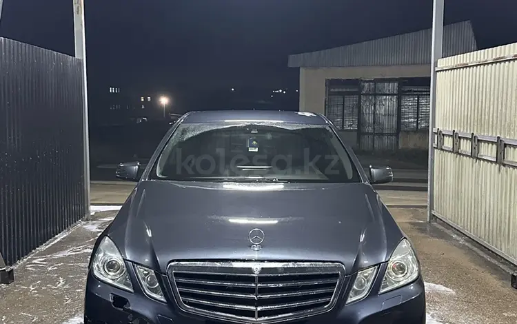 Mercedes-Benz E 200 2011 года за 7 000 000 тг. в Сарыагаш