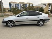 Toyota Avensis 1998 годаүшін2 400 000 тг. в Актобе