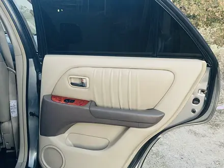 Lexus RX 300 2002 года за 5 750 000 тг. в Алматы – фото 17