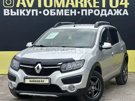 Renault Sandero 2018 годаүшін5 600 000 тг. в Актобе