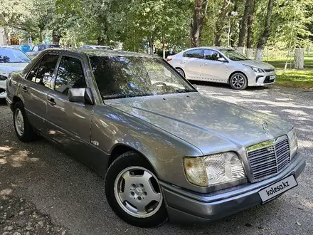 Mercedes-Benz E 280 1994 года за 2 100 000 тг. в Шымкент – фото 11