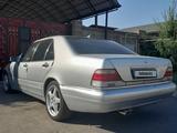 Mercedes-Benz S 320 1998 года за 4 000 000 тг. в Тараз – фото 2