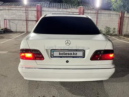 Mercedes-Benz E 320 2001 года за 5 000 000 тг. в Алматы – фото 11