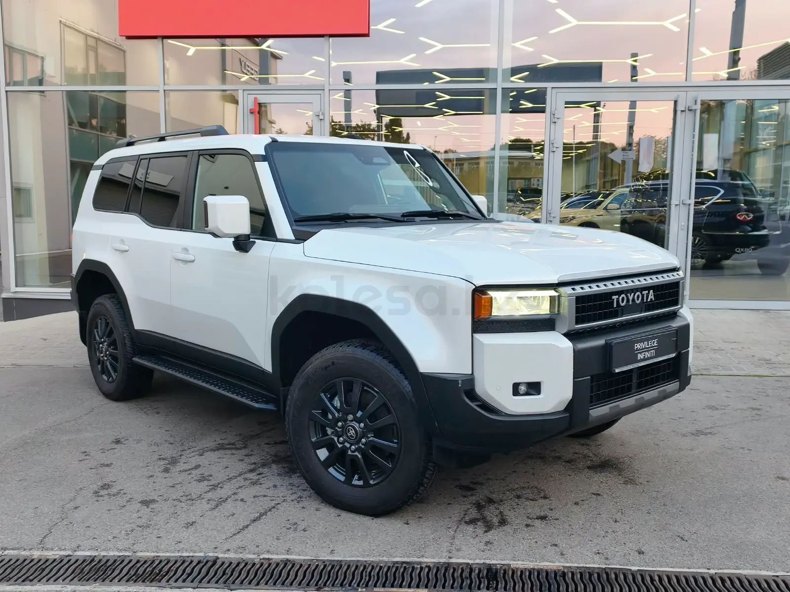 Toyota Land Cruiser Prado, 2024