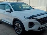 Hyundai Santa Fe 2020 года за 15 000 000 тг. в Уральск – фото 2