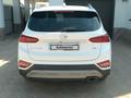 Hyundai Santa Fe 2020 года за 15 000 000 тг. в Уральск – фото 5
