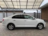 Skoda Rapid 2014 годаүшін4 300 000 тг. в Атырау – фото 3