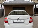 Skoda Rapid 2014 годаүшін4 300 000 тг. в Атырау – фото 2