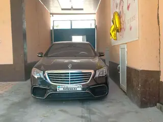 Mercedes-Benz S 500