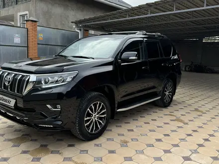 Toyota Land Cruiser Prado 2019 года за 28 500 000 тг. в Алматы – фото 3