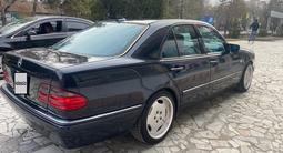 Mercedes-Benz E 240 1998 года за 4 500 000 тг. в Талдыкорган – фото 2