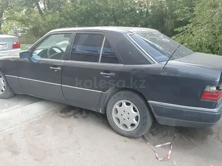 Mercedes-Benz E 220 1995 года за 1 700 000 тг. в Темиртау – фото 6