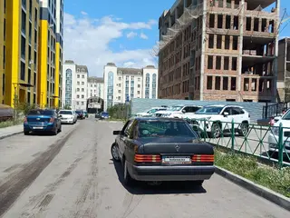 Mercedes-Benz 190