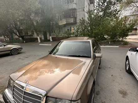 Mercedes-Benz E 200 1993 года за 2 000 000 тг. в Сатпаев – фото 6