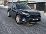 Toyota RAV4 2019 года за 13 000 000 тг. в Семей – фото 3