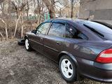 Opel Vectra 1996 года за 1 800 000 тг. в Усть-Каменогорск – фото 2