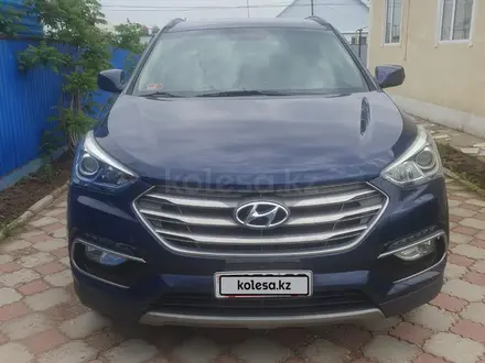 Hyundai Santa Fe 2016 года за 7 000 000 тг. в Актобе – фото 2