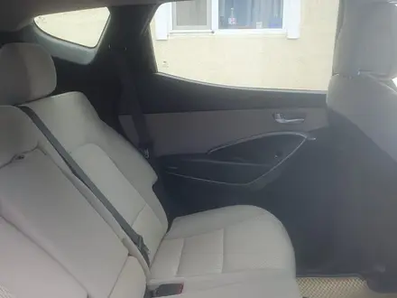 Hyundai Santa Fe 2016 года за 7 000 000 тг. в Актобе – фото 8