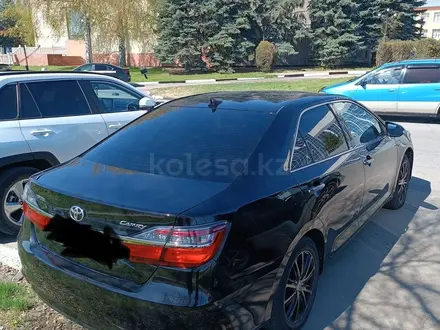 Toyota Camry 2015 года за 10 300 000 тг. в Усть-Каменогорск – фото 3
