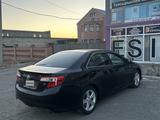 Toyota Camry 2014 годаүшін5 700 000 тг. в Атырау – фото 3