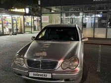 Mercedes-Benz C-Class, 2001