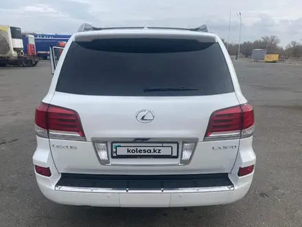 Lexus LX 570 2014 года за 33 000 000 тг. в Алматы – фото 3