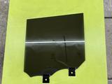 Стекло боковое задняя левая дверь RR 405 за 180 000 тг. в Алматы