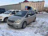 Toyota Corolla Verso 2003 годаfor3 000 000 тг. в Астана