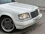 Mercedes-Benz E 320 1994 годаfor3 500 000 тг. в Алматы – фото 2