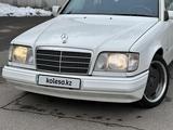 Mercedes-Benz E 320 1994 годаfor3 500 000 тг. в Алматы – фото 4