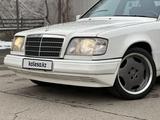 Mercedes-Benz E 320 1994 годаfor3 500 000 тг. в Алматы – фото 3