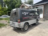 Mitsubishi Delica 1993 года за 1 700 000 тг. в Алматы – фото 4