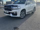 Toyota Land Cruiser 2020 года за 43 000 000 тг. в Астана